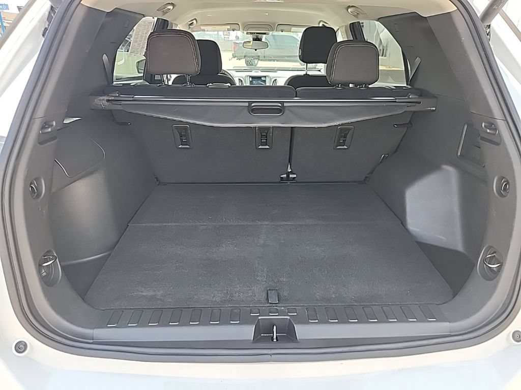 Used 2023 Chevrolet Equinox LT w/ Driver Convenience Package AWD/4WD image 15