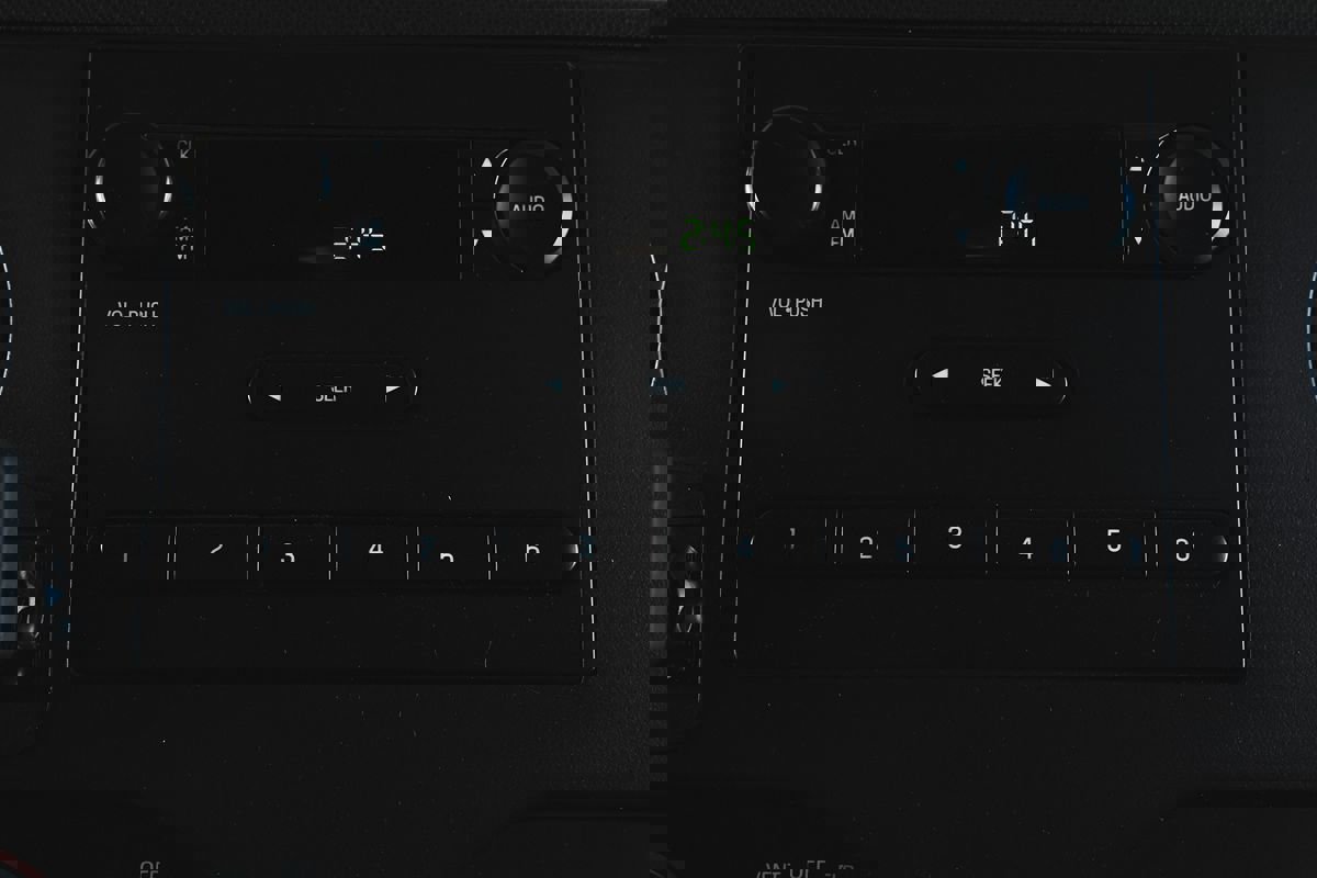 Used 2013 Ford E-150 and Econoline 150 image 18