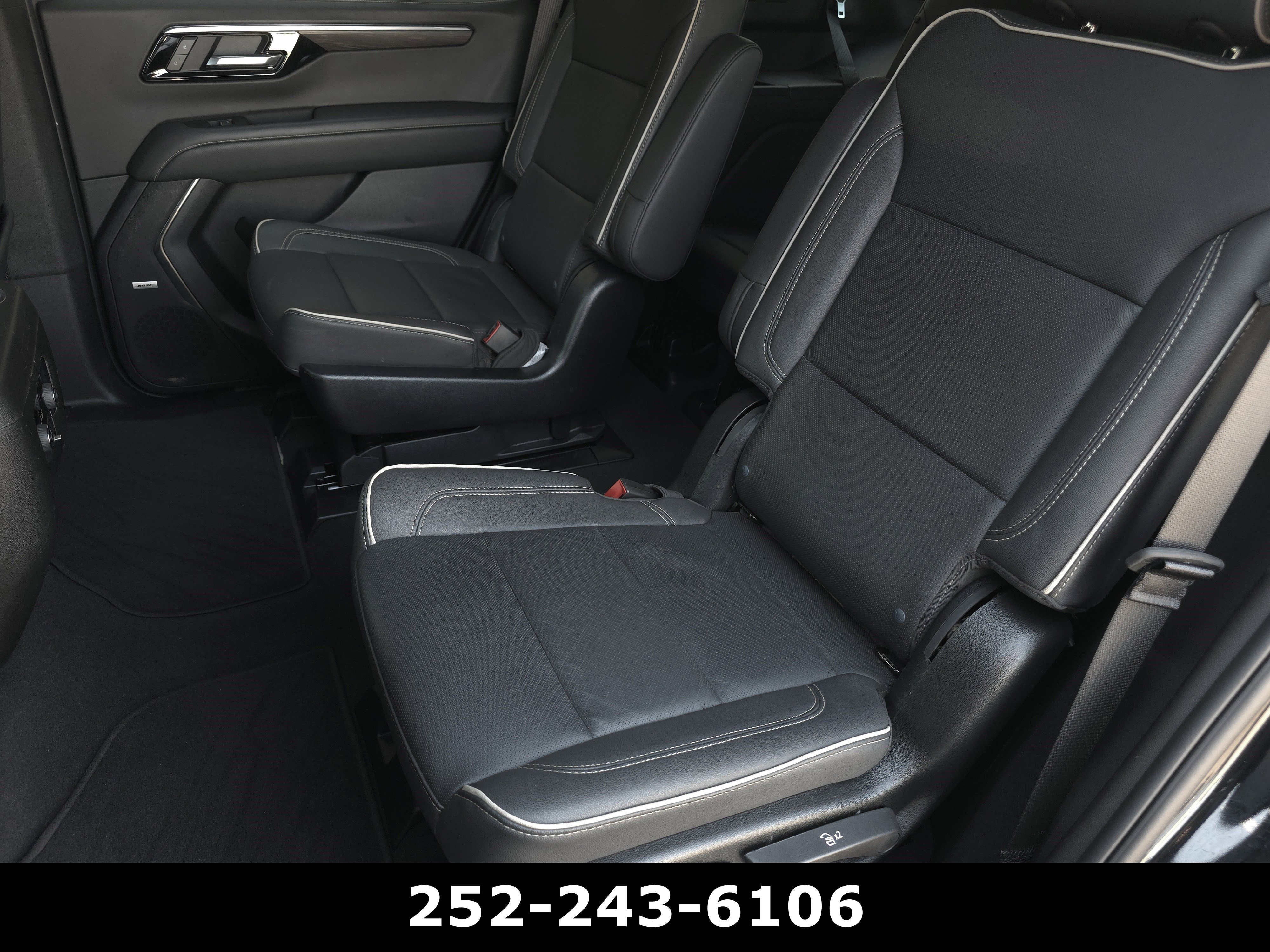 Used 2025 Chevrolet Tahoe Premier RWD image 33