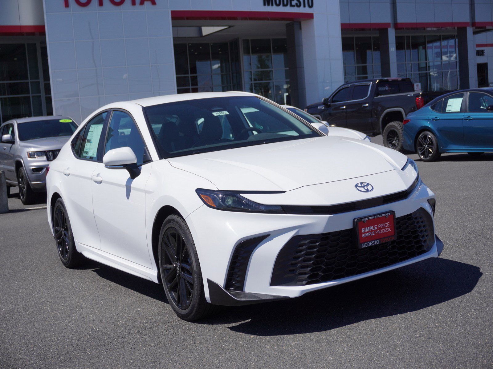 New 2026 Toyota Camry SE image 25