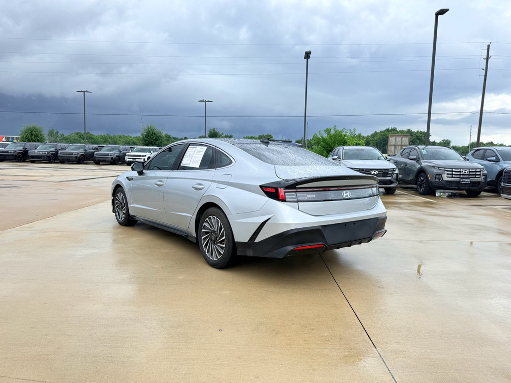 Used 2024 Hyundai Sonata Limited FWD image 7