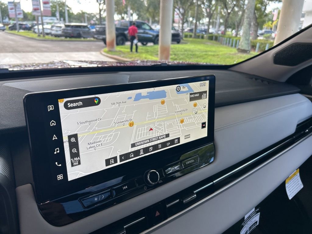 New 2025 Mitsubishi Outlander SE image 12