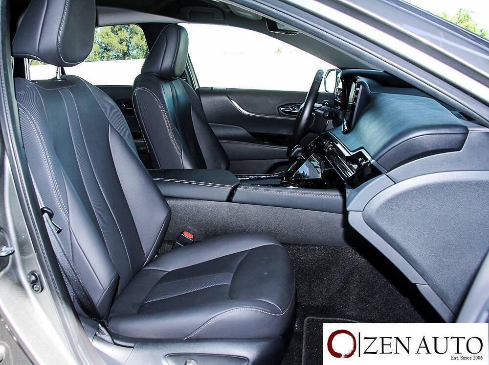 Used 2022 Toyota Mirai w/ Advanced Technology Package RWD image 27