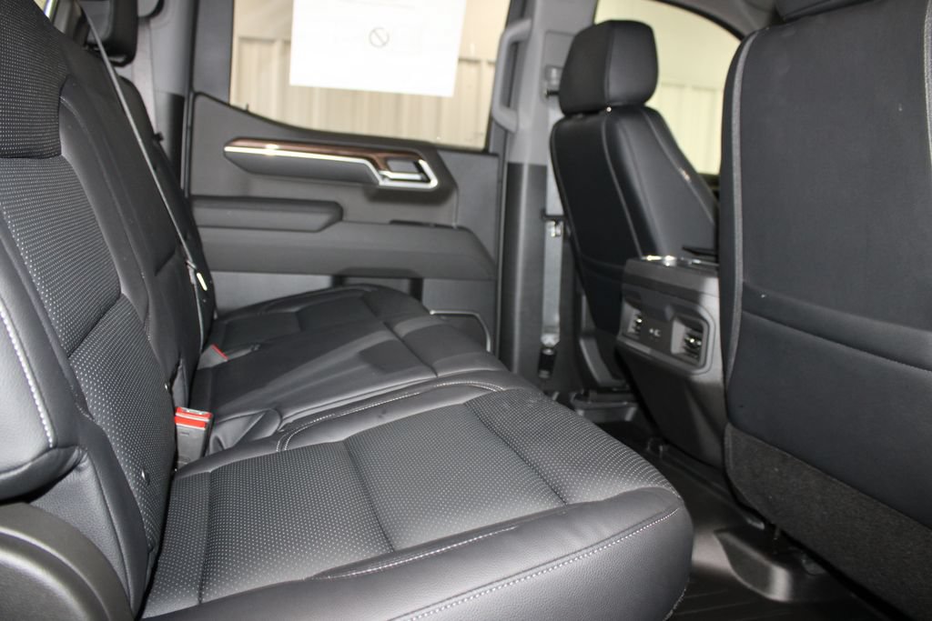 New 2026 Chevrolet Silverado 1500 RST AWD/4WD image 39