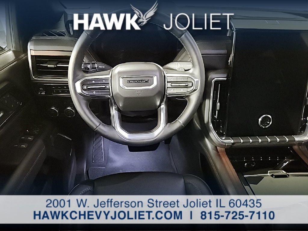 Used 2025 GMC Yukon Denali RWD image 13