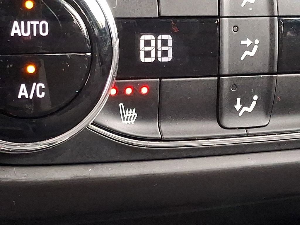 Used 2023 Chevrolet TrailBlazer LT w/ Convenience Package image 23