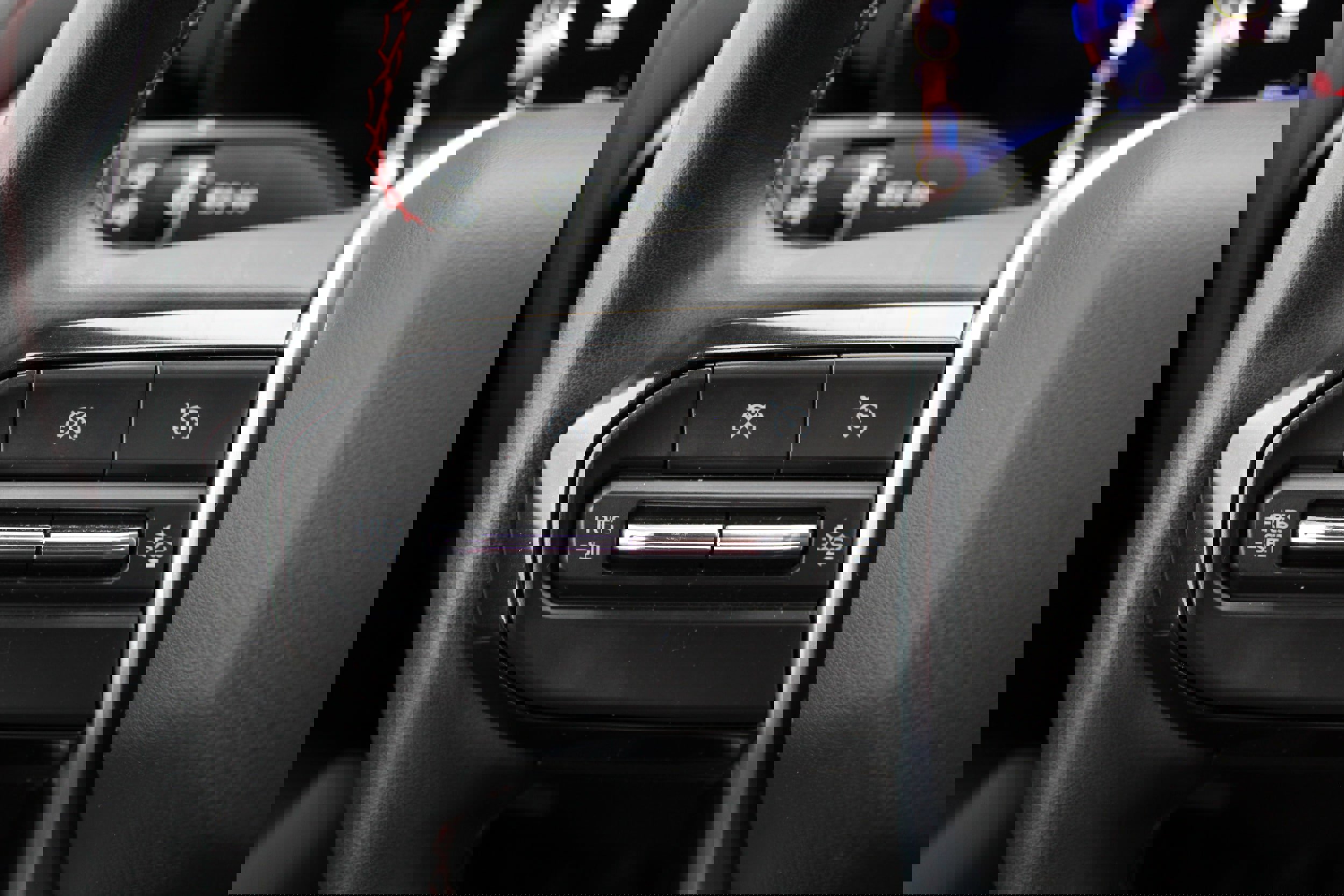 Used 2023 Chevrolet Colorado Z71 w/ Z71 Convenience Package 2 AWD/4WD image 28