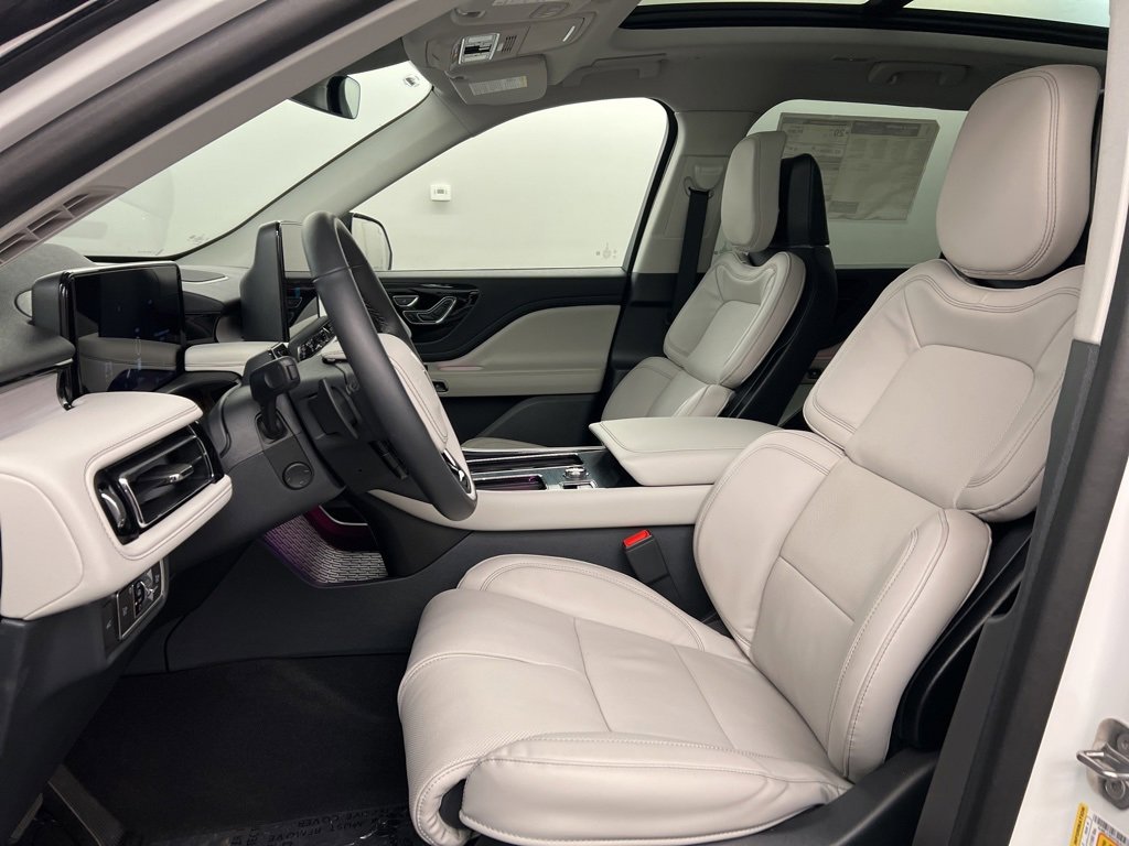 New 2026 Lincoln Aviator Reserve image 28