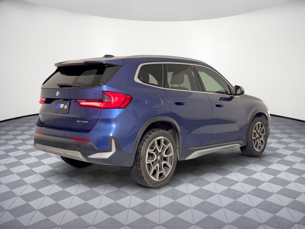Used 2023 BMW X1 xDrive28i w/ Convenience Package AWD/4WD image 9