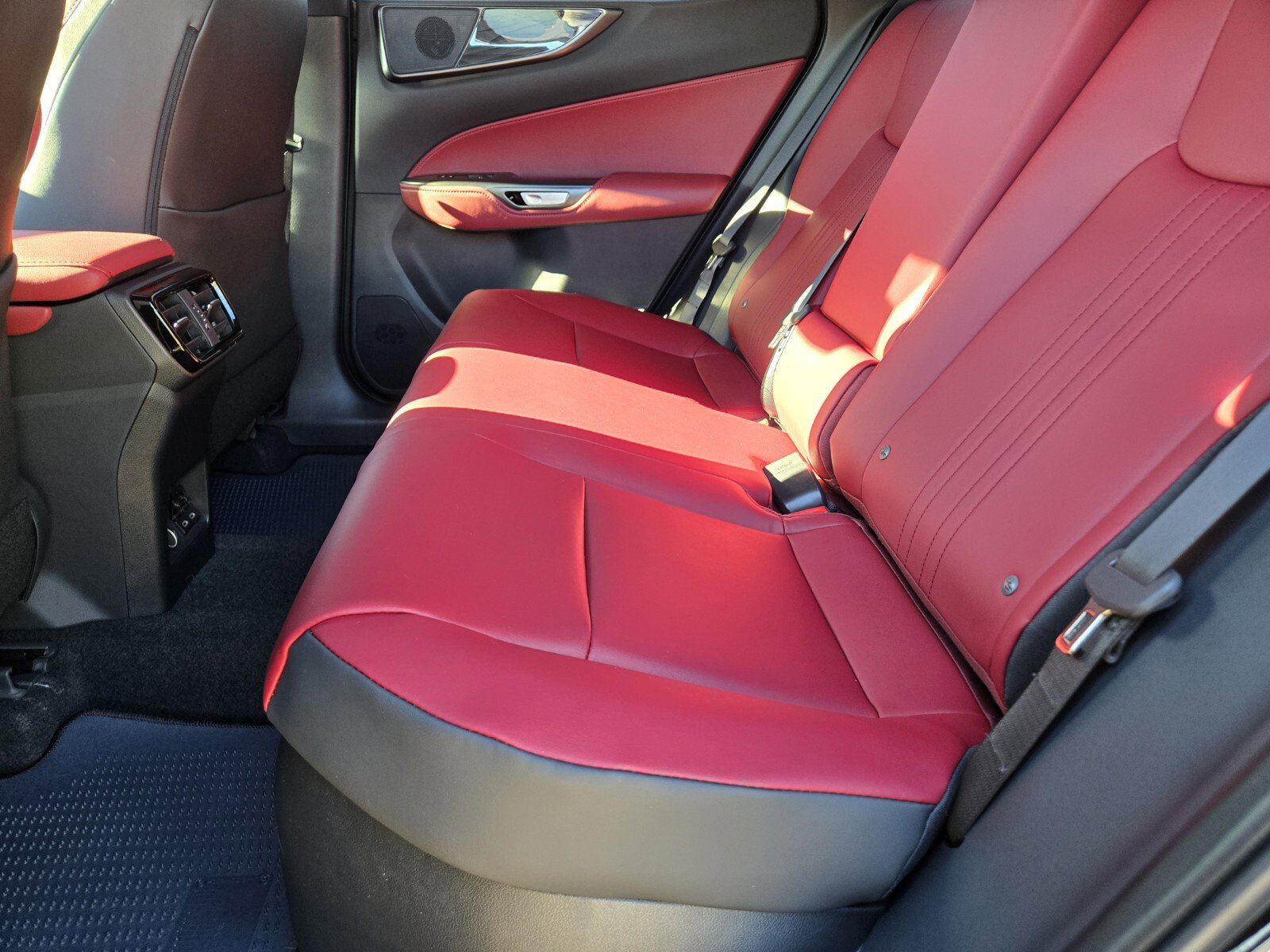 New 2026 Lexus NX 350h AWD w/ Premium Package image 7