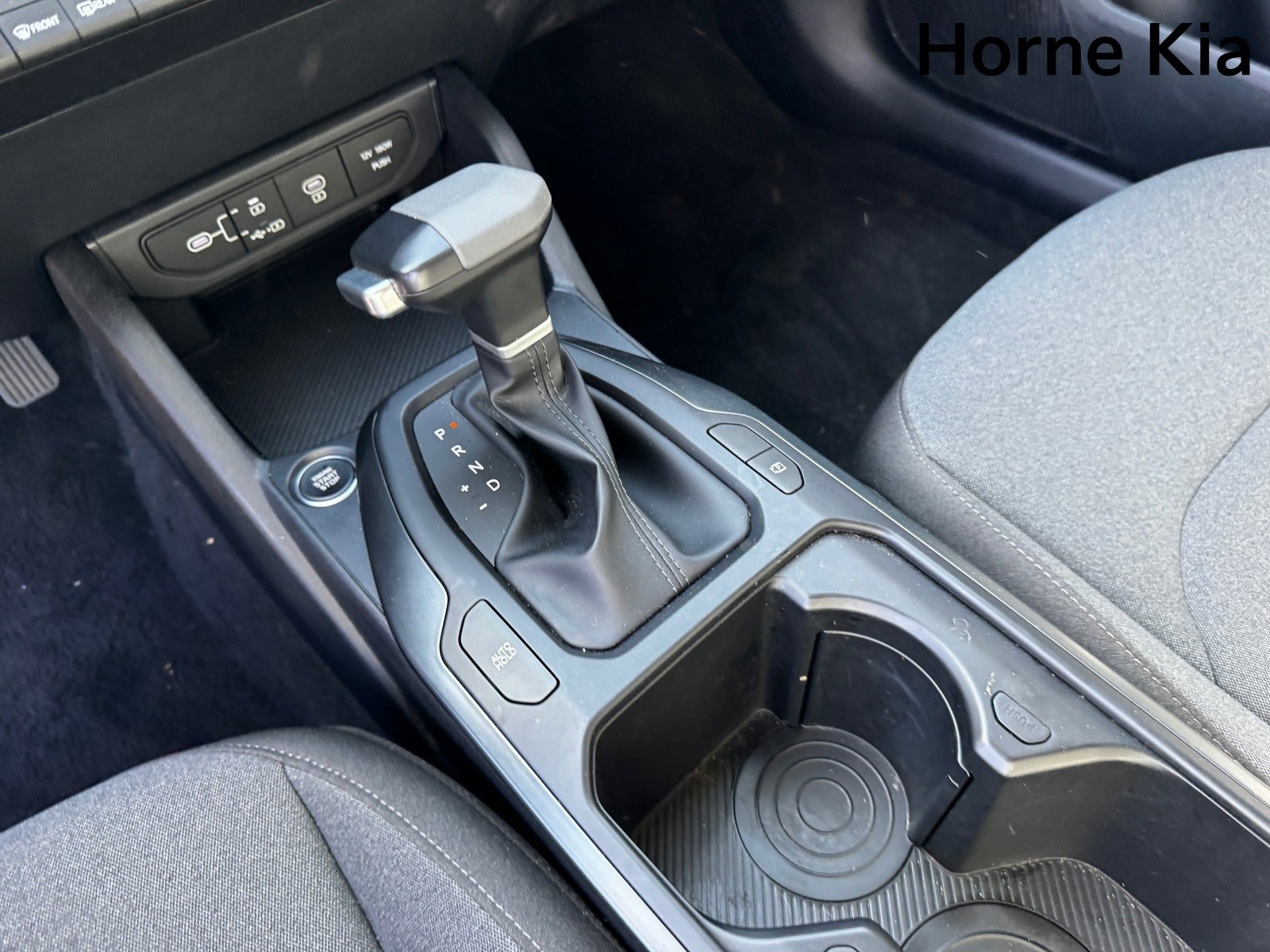 New 2025 Kia K4 LXS image 15