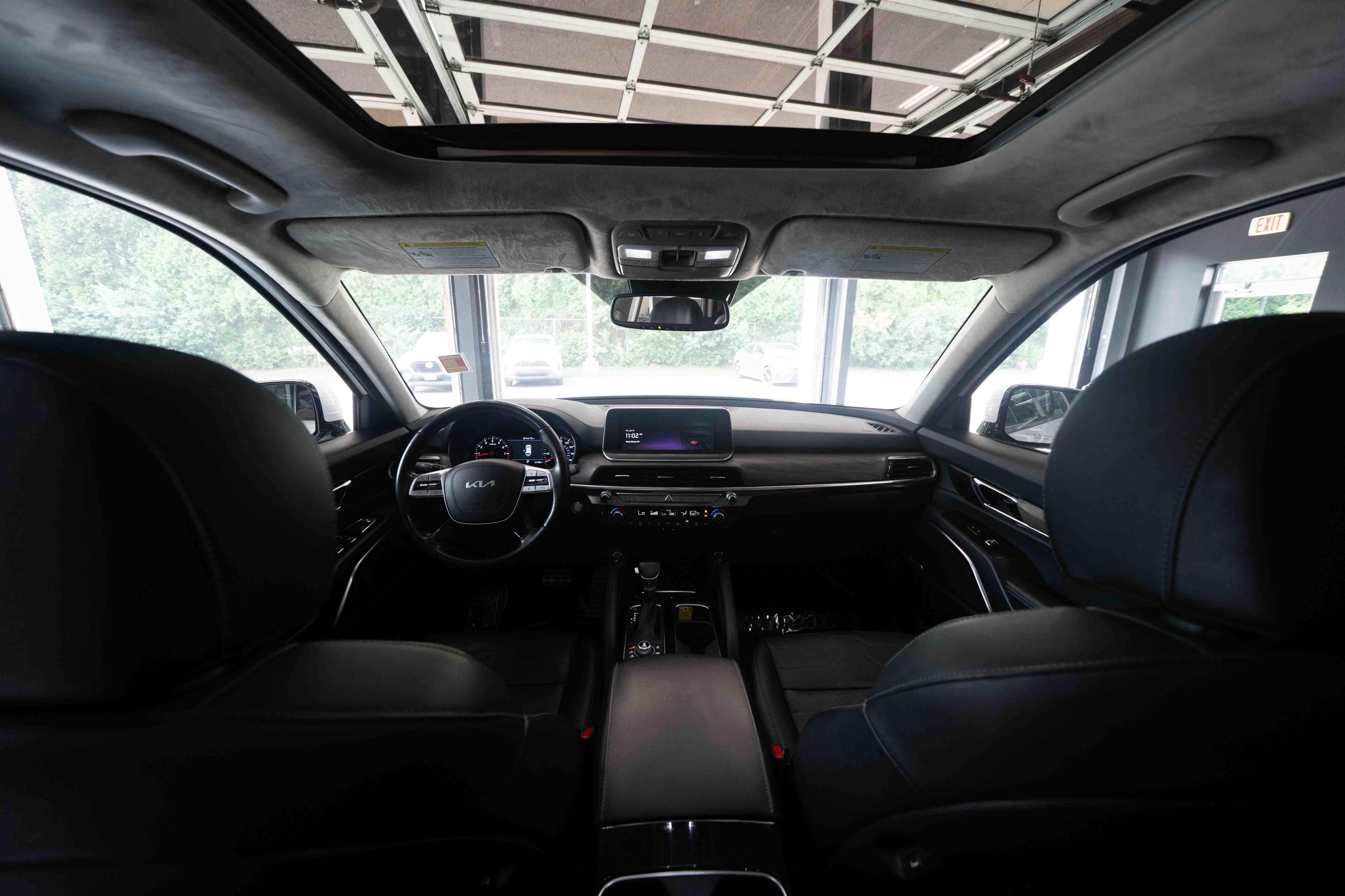 Used 2022 Kia Telluride SX w/ SX Prestige Package AWD/4WD image 19