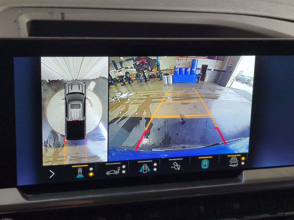 Used 2022 Chevrolet Silverado 1500 LTZ w/ LTZ Convenience Package II image 35