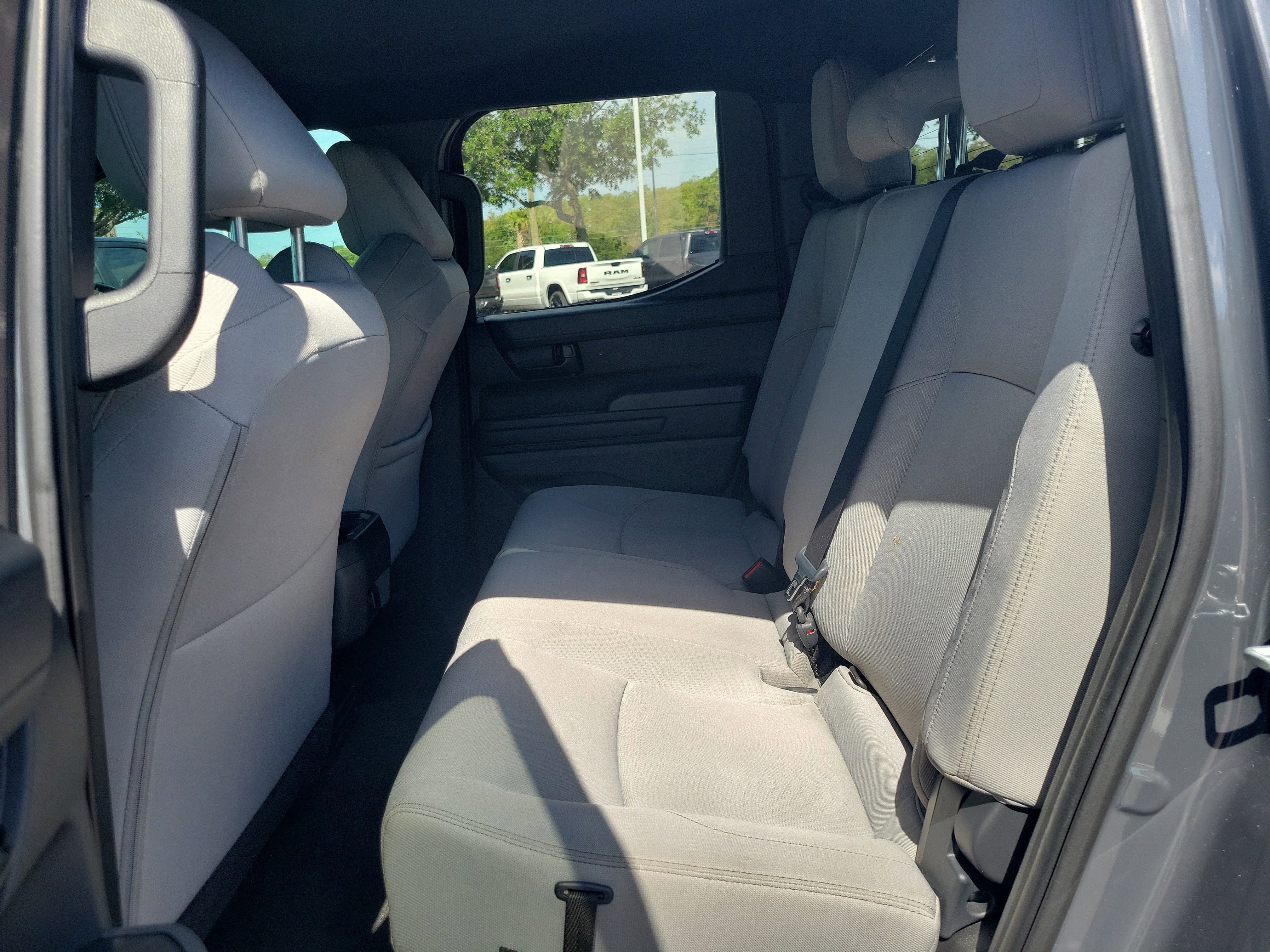 Used 2024 Toyota Tacoma SR5 AWD/4WD image 12