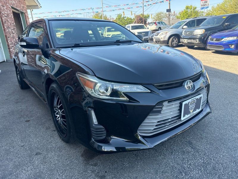 Used 2014 Scion tC FWD image 3