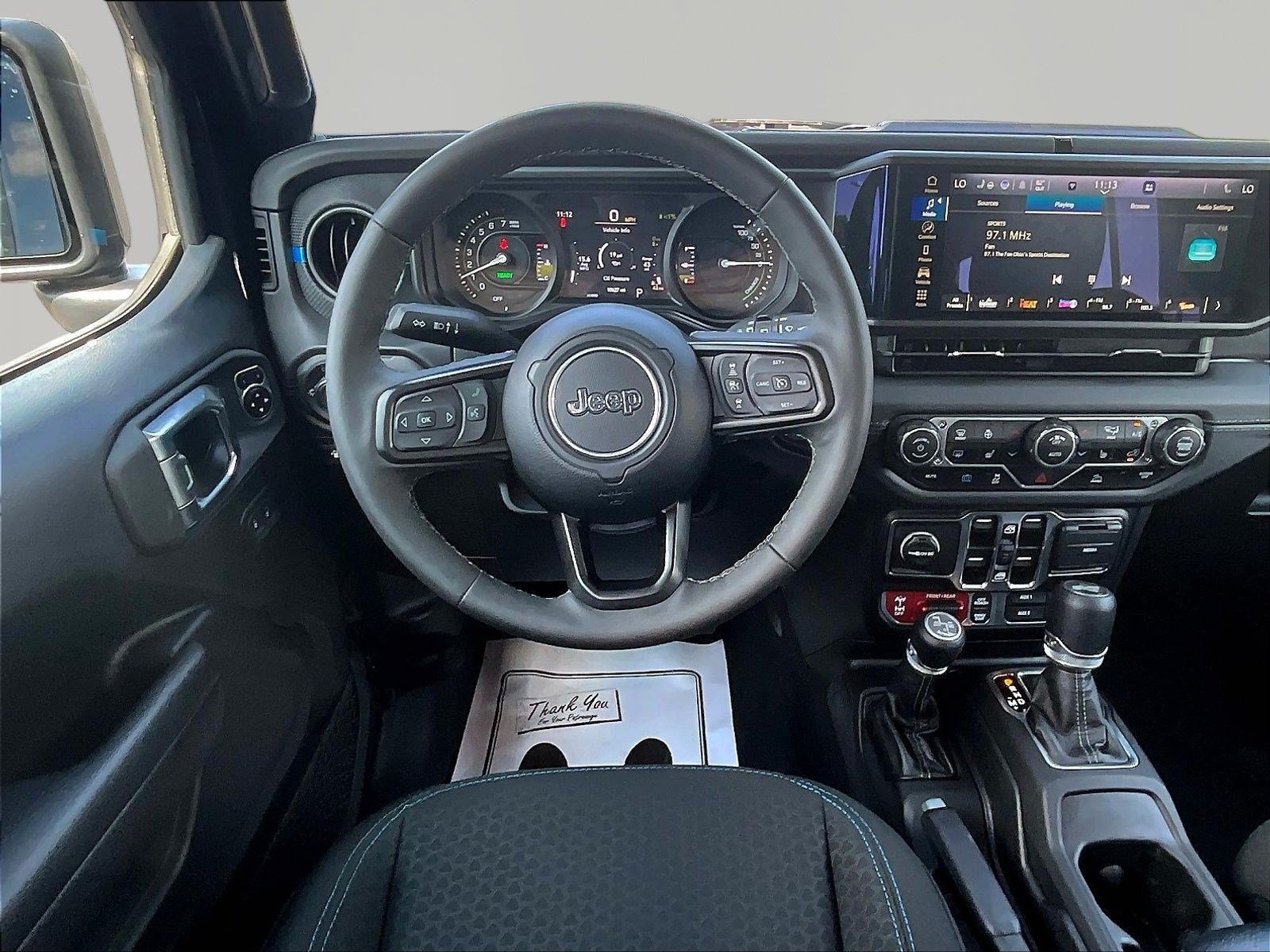 Used 2025 Jeep Wrangler Unlimited Rubicon 4xe w/ Convenience Group AWD/4WD image 8