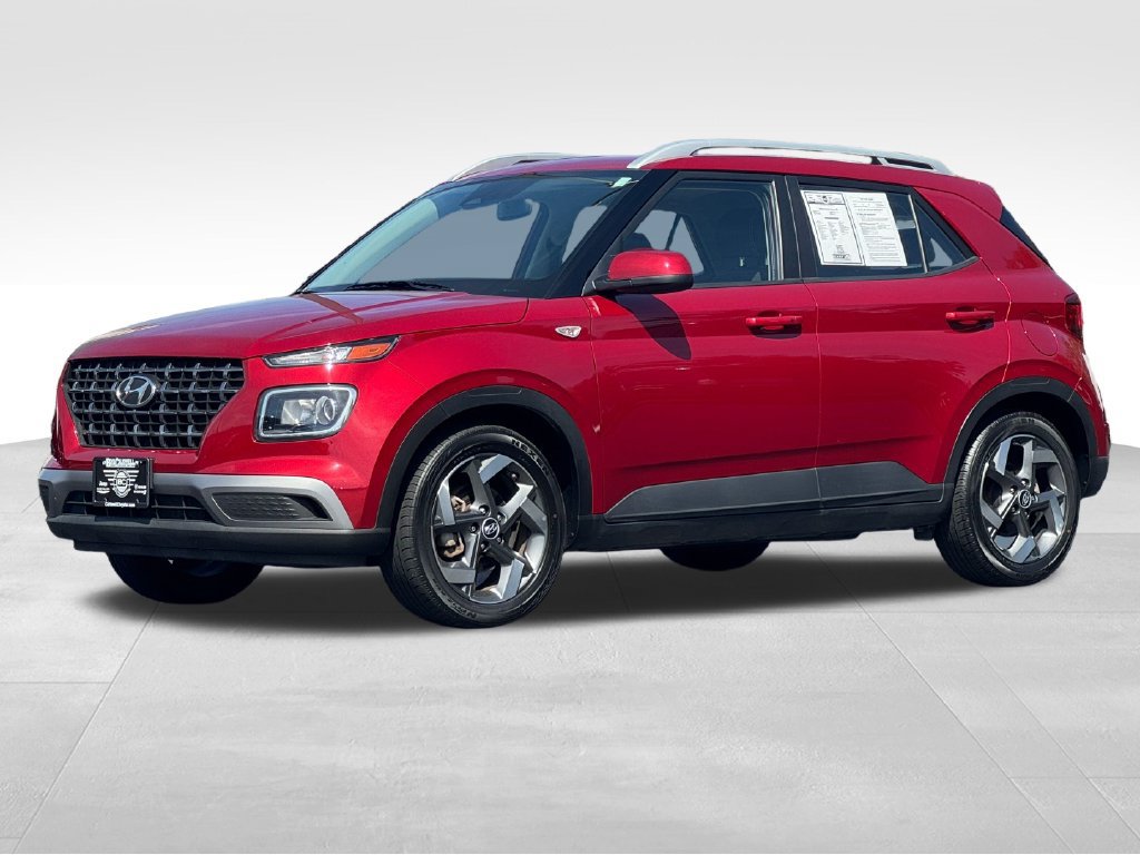 Used 2025 Hyundai Venue SEL FWD image 3