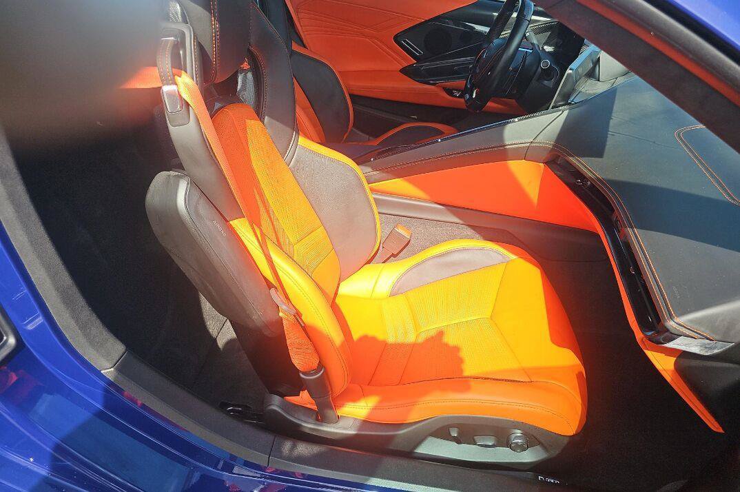 Used 2025 Chevrolet Corvette Z06 RWD image 12