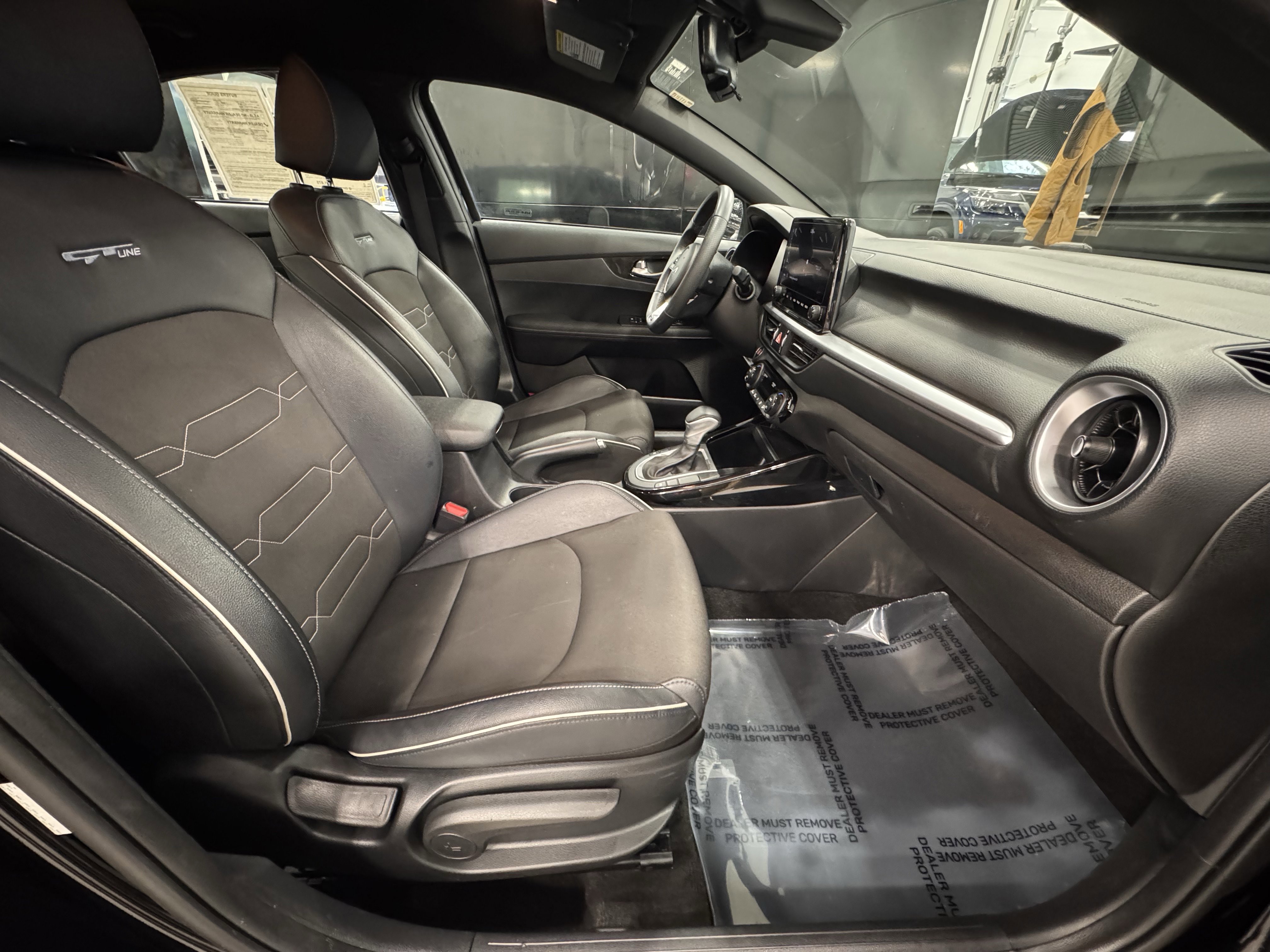 Certified 2023 Kia Forte GT-Line image 23