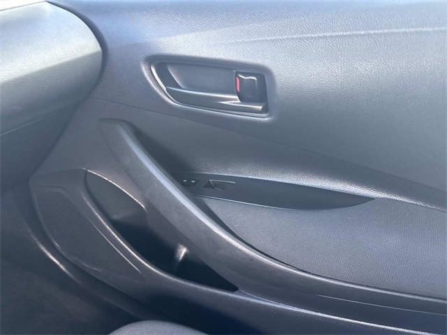 Used 2025 Toyota Corolla LE image 19