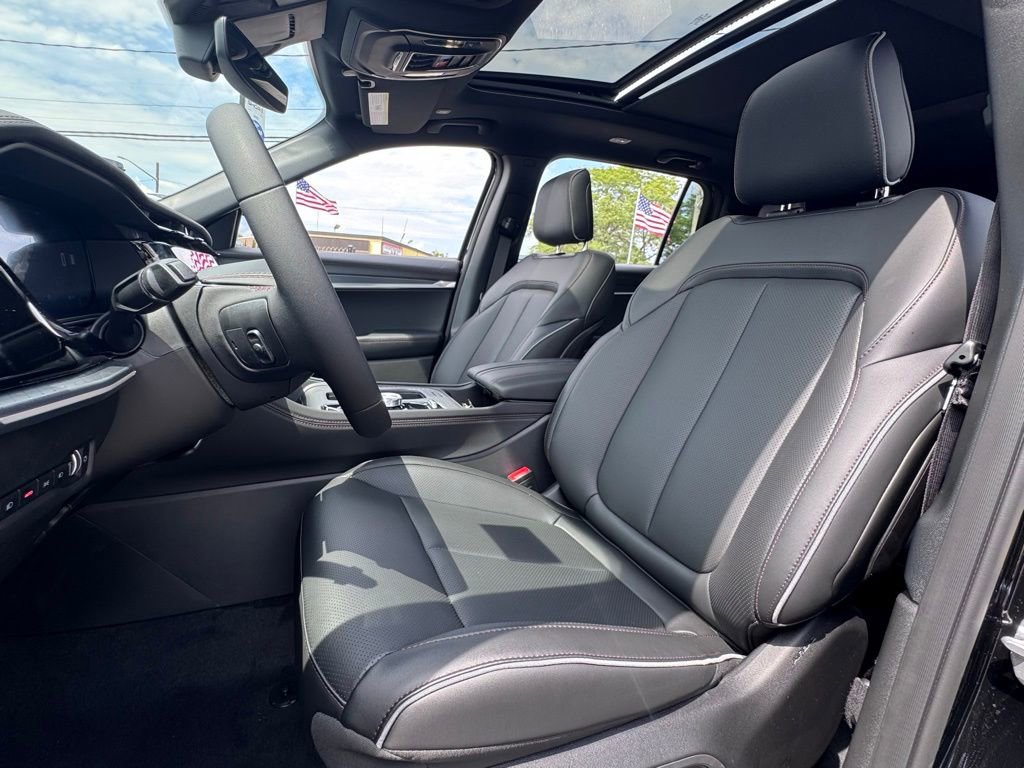 New 2025 Jeep Wagoneer S Limited AWD/4WD image 14