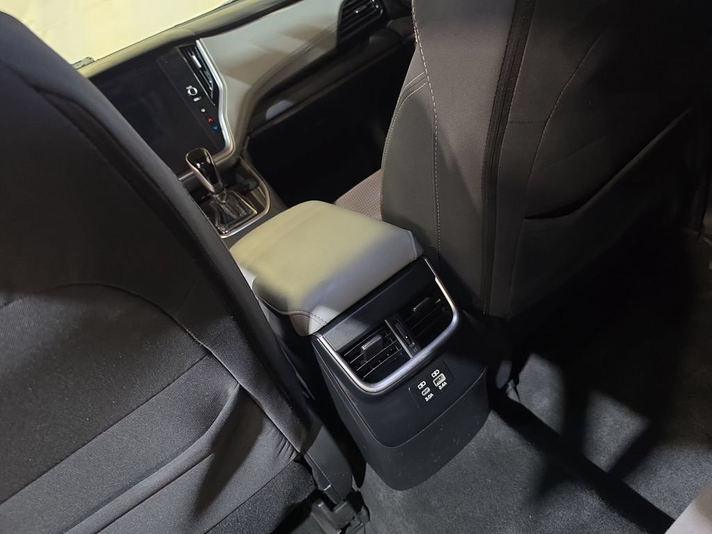 Used 2023 Subaru Outback Premium AWD/4WD image 21
