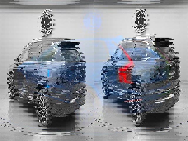 New 2026 Volvo XC90 B6 Plus w/ Protection Package Premier image 3