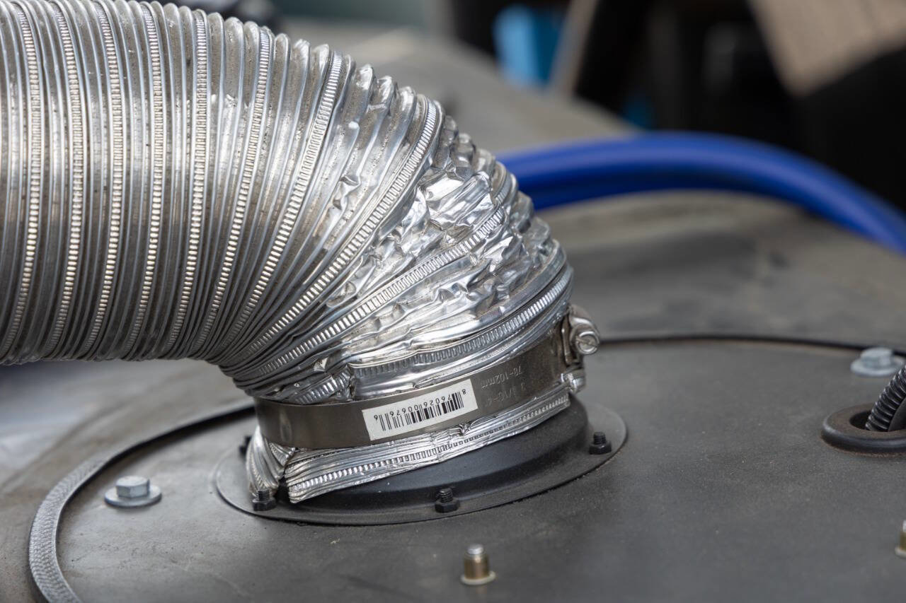 Used 1994 BMW 325i Sedan image 90