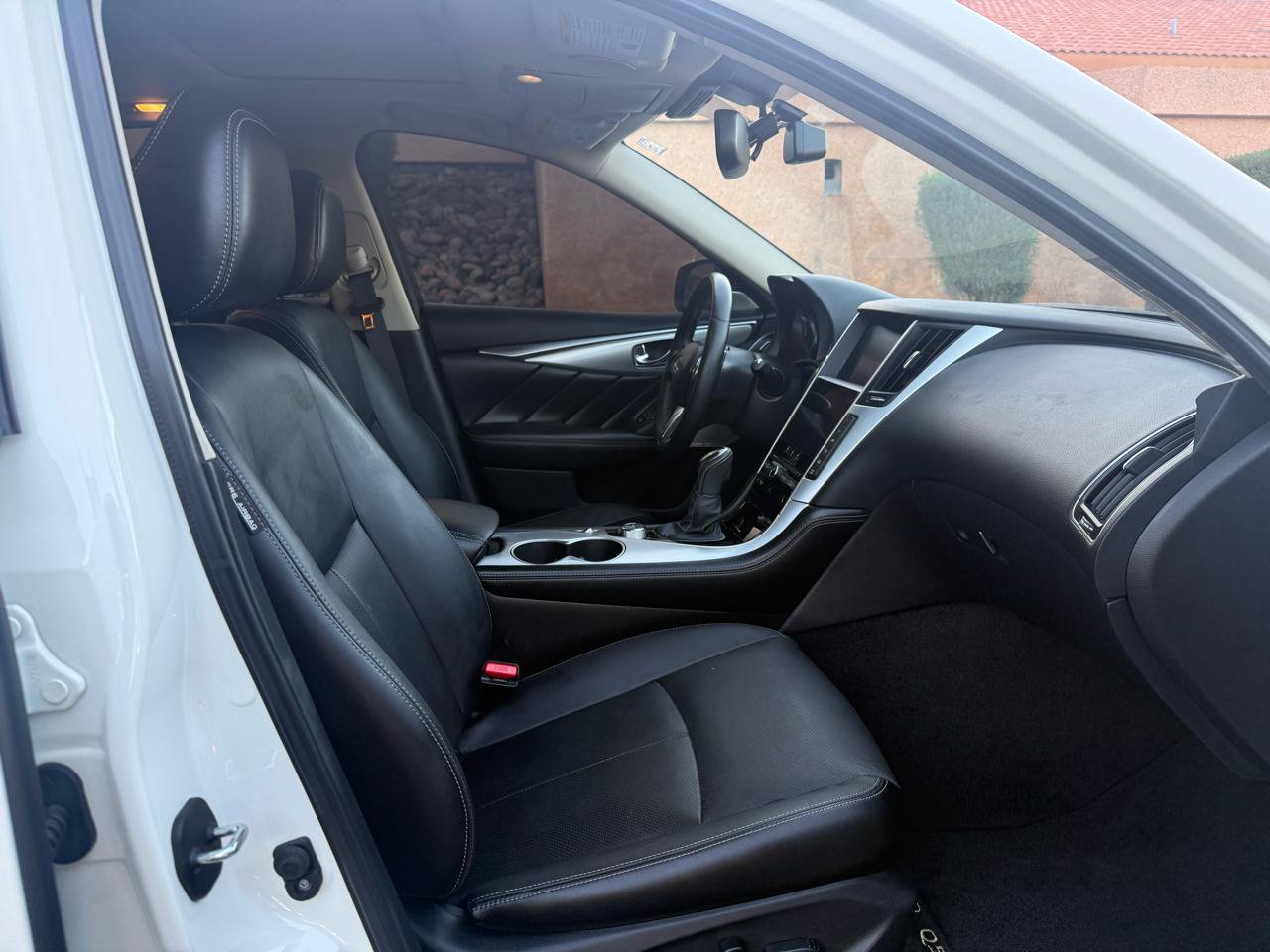 Used 2021 INFINITI Q50 Luxe w/ Seat & Sound Package AWD/4WD image 18