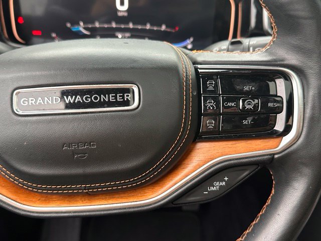 Used 2022 Jeep Grand Wagoneer Series III AWD/4WD image 21