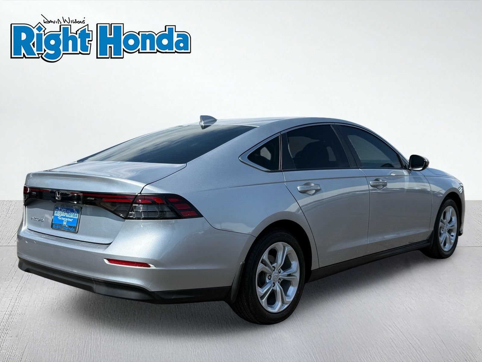 Used 2025 Honda Accord LX image 8