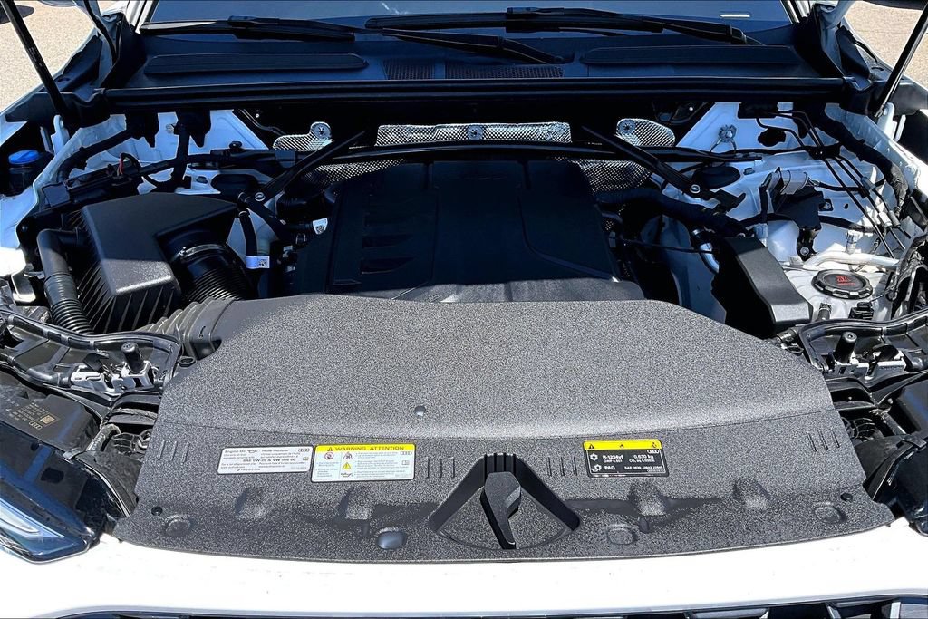 Used 2025 Audi Q5 Premium Plus w/ Premium Plus AWD/4WD image 30