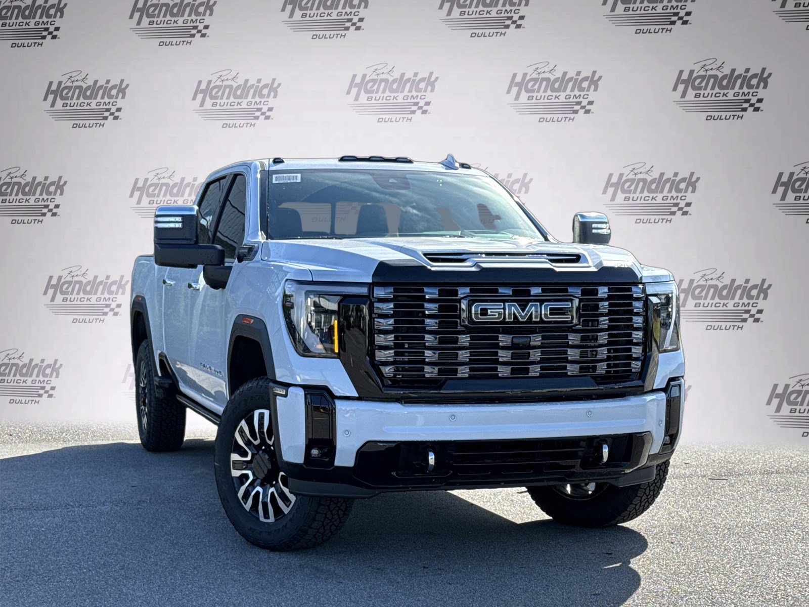 New 2026 GMC Sierra 2500 Denali Ultimate AWD/4WD image 2