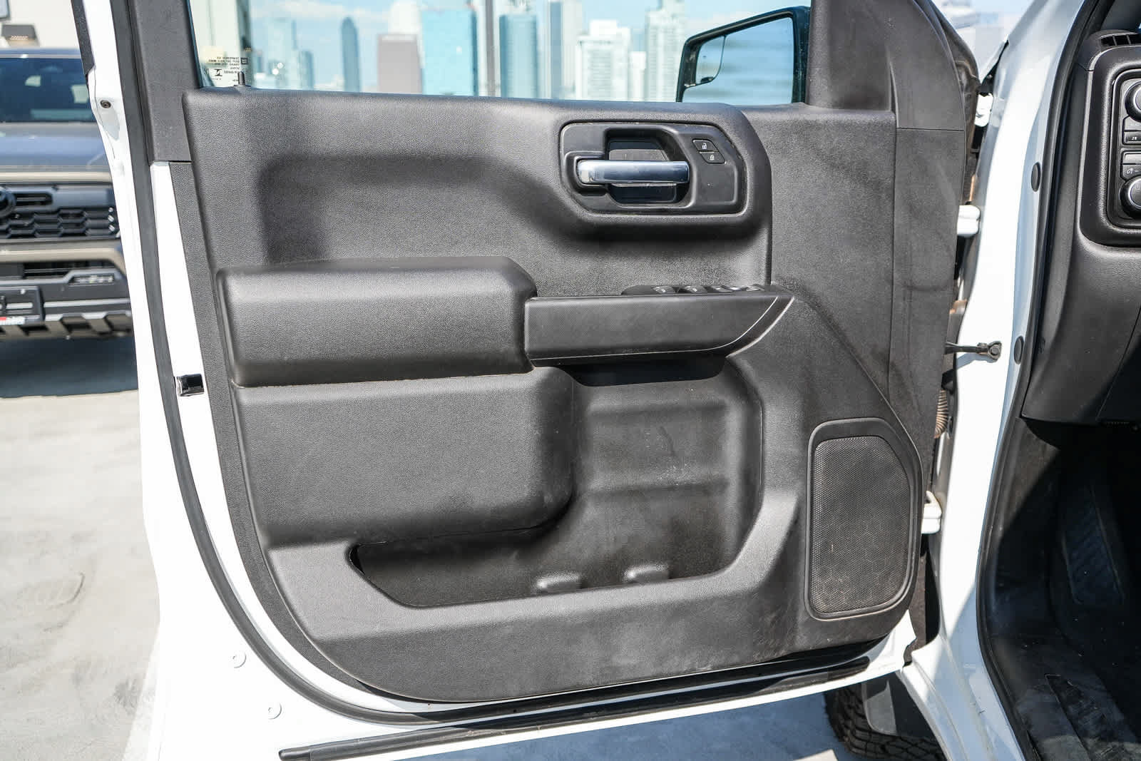 Used 2026 Chevrolet Silverado 1500 Custom Trail Boss AWD/4WD image 19