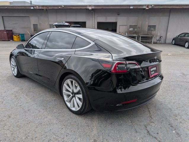 Used 2020 Tesla Model 3 Standard Range image 8