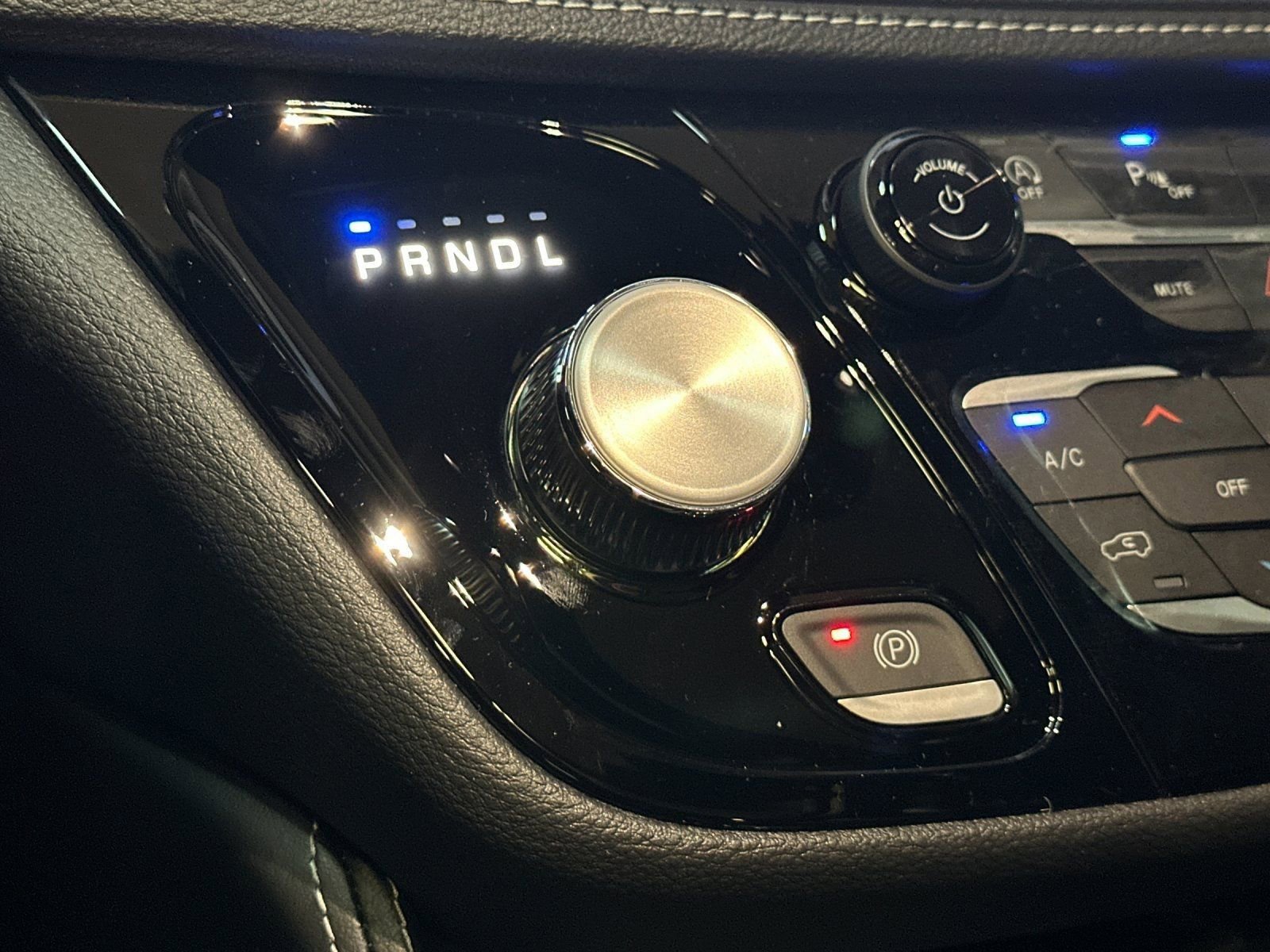 New 2026 Chrysler Pacifica Limited w/ S Appearance Package image 22