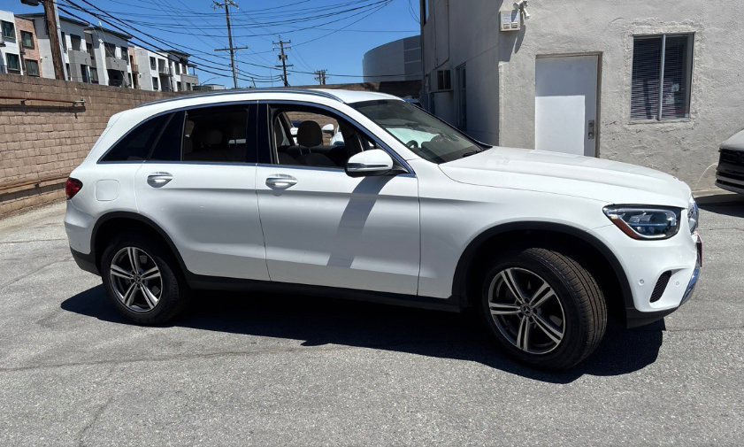 Used 2021 Mercedes-Benz GLC 300 image 6