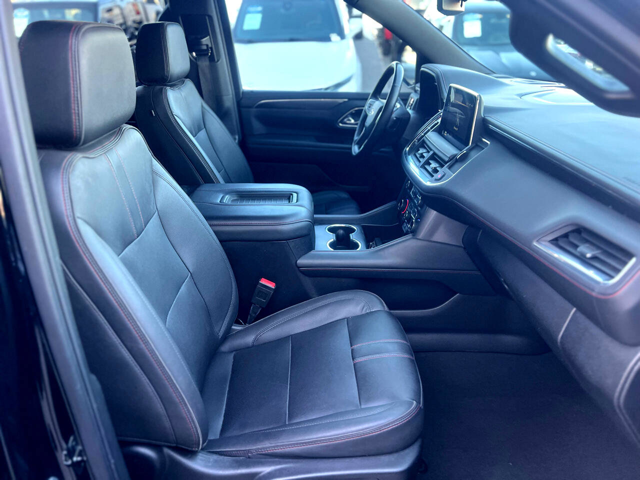 Used 2023 Chevrolet Suburban RST w/ Luxury Package image 10