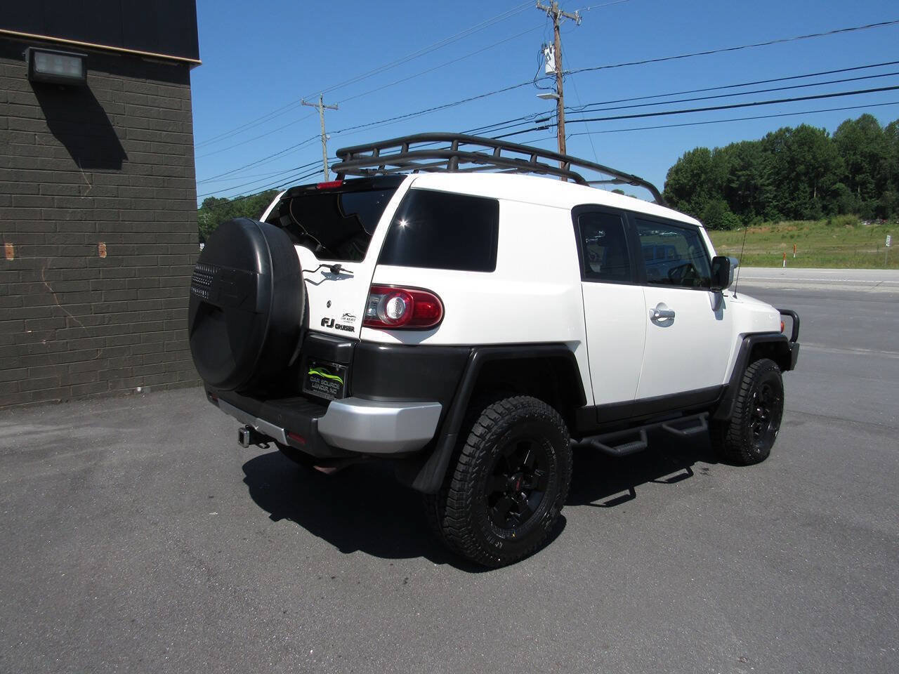Used 2014 Toyota FJ Cruiser 4WD w/ Upgrade Package image 4