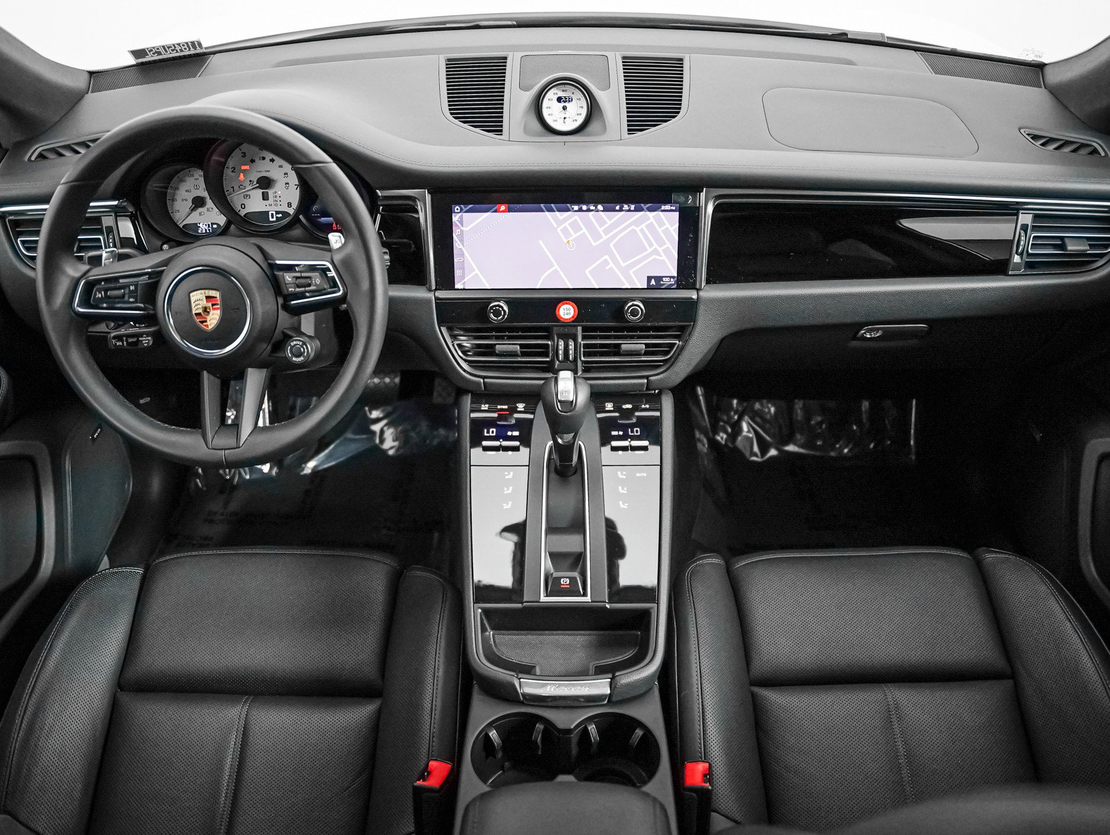 Certified 2025 Porsche Macan S AWD/4WD image 15