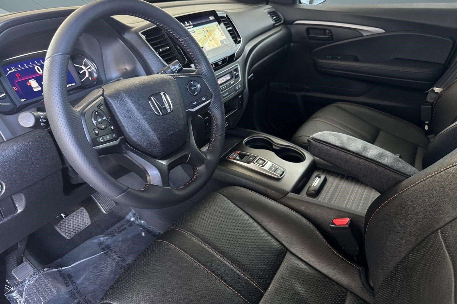 Used 2023 Honda Passport TrailSport image 4