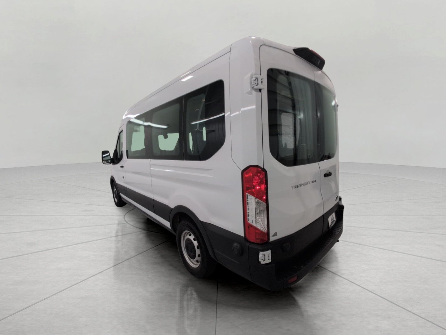 Used 2020 Ford Transit 350 XL RWD image 17