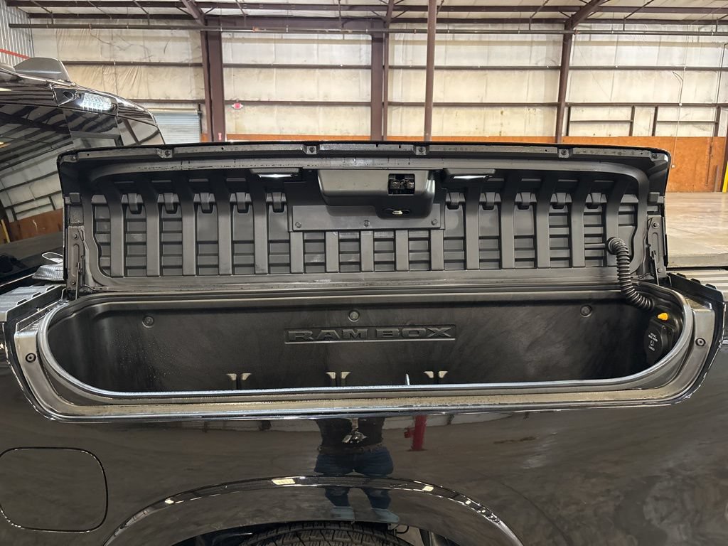 New 2026 RAM 1500 Tungsten w/ Trailer Tow Group AWD/4WD image 14