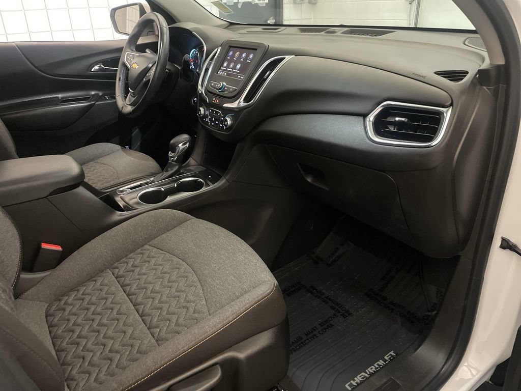 Used 2024 Chevrolet Equinox LT FWD image 20