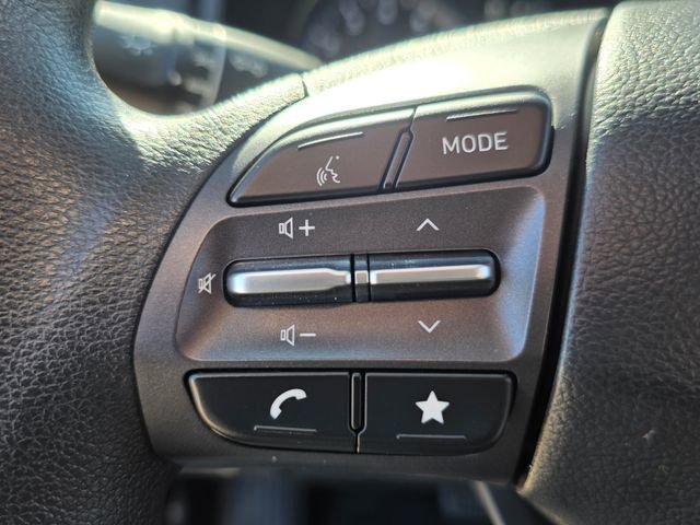 Used 2023 Hyundai Kona SE w/ Cargo Package image 22