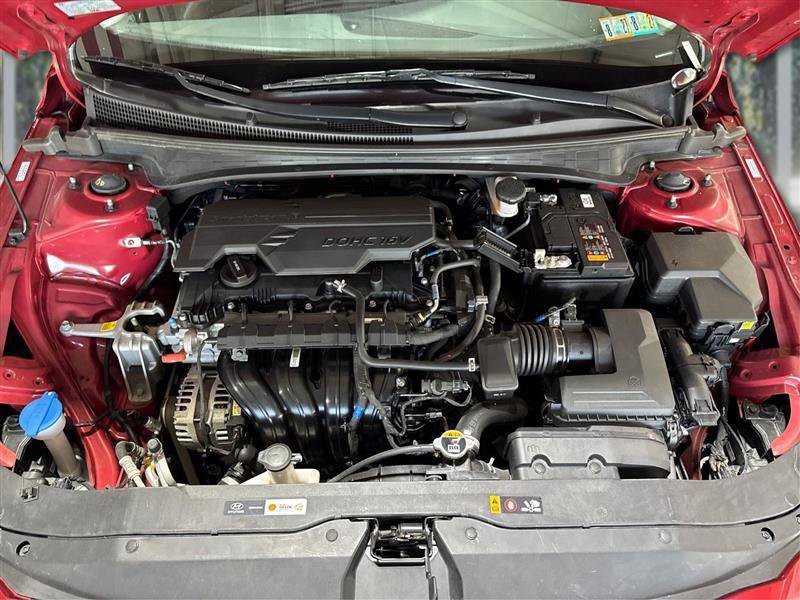 Used 2024 Hyundai Elantra SEL FWD image 21