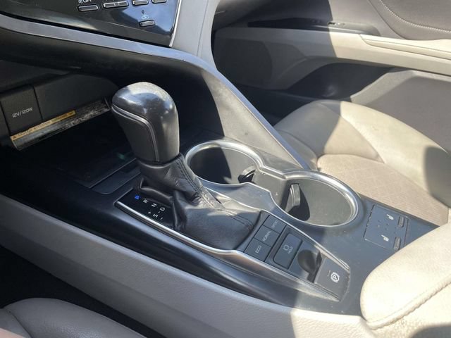 Used 2018 Toyota Camry XSE w/ Audio Package FWD image 32