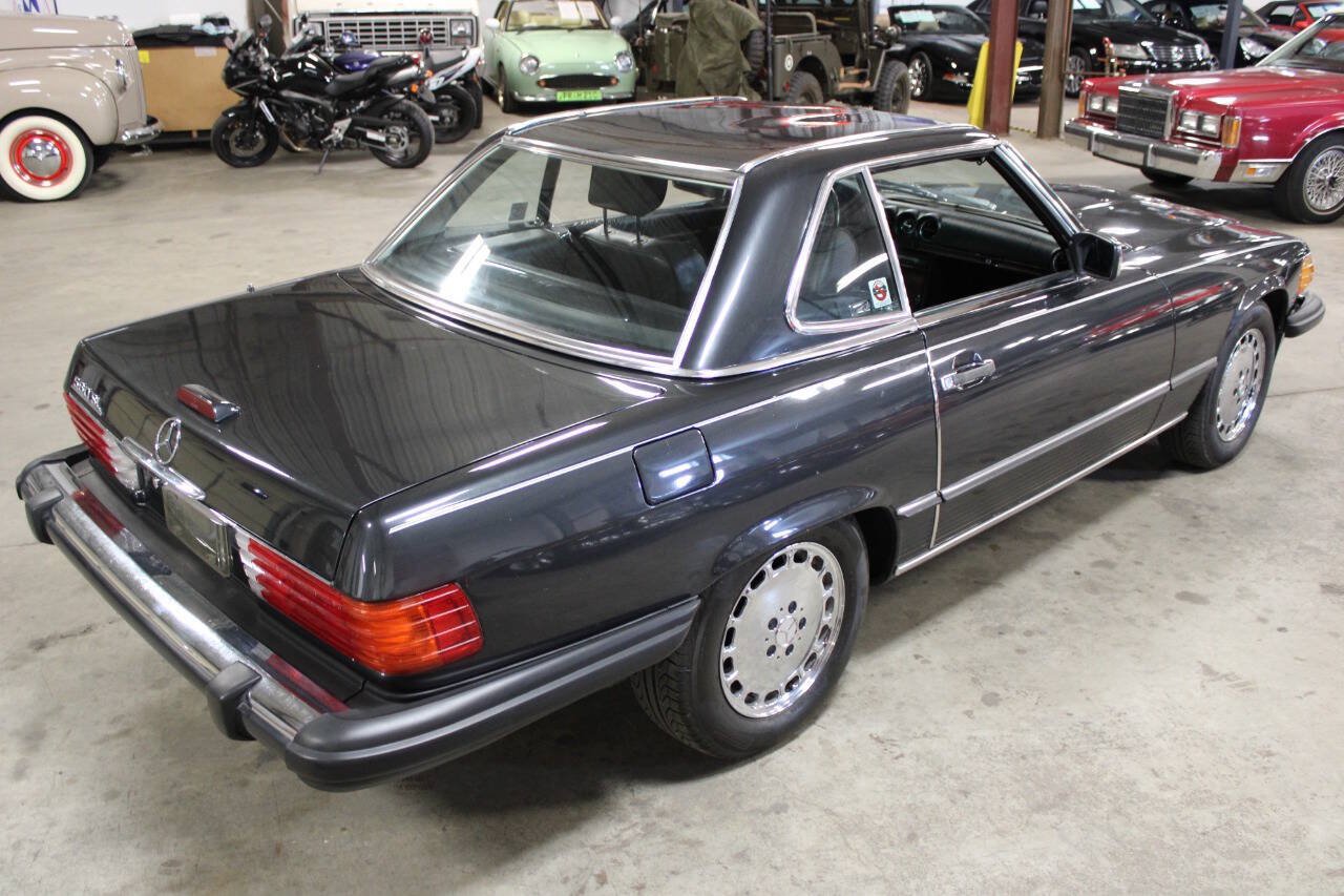 Used 1988 Mercedes-Benz 560 SL image 12