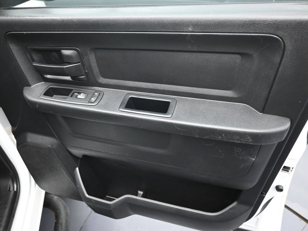 Used 2016 RAM 2500 Tradesman w/ Popular Equipment Group image 27