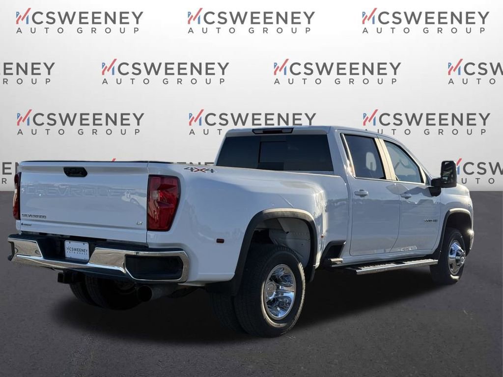 Used 2024 Chevrolet Silverado 3500 LT w/ Convenience Package image 5